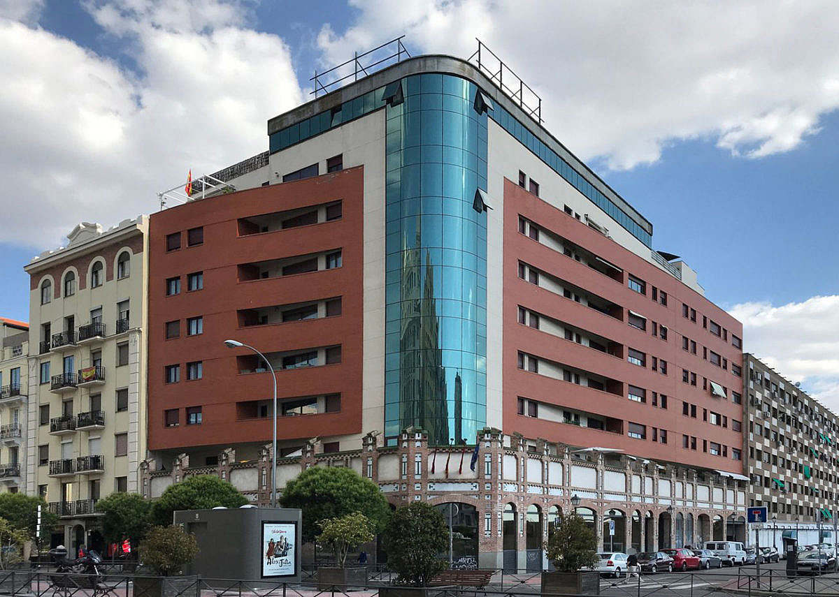 TC Gabinete Inmobiliario asesora a Clínicas Vericat en el arrendamiento en la calle Reina Victoria 7